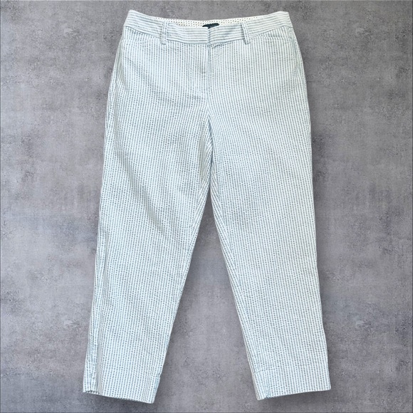 Talbots Perfect Crop Pant Seersucker Blue White Stripe‎ Size 8 EUC - Picture 1 of 9